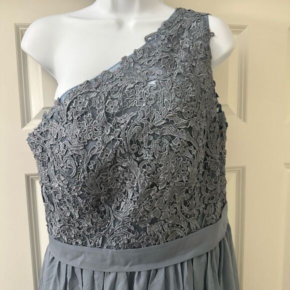 POMUYOO One ShoulderLace Bodice Chiffon Wedding/Formal Gown - Picture 3 of 9